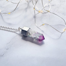 Cargar imagen en el visor de la galería, Punta Fluorita envejecida