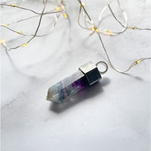 Cargar imagen en el visor de la galería, Punta Fluorita envejecida