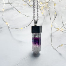 Cargar imagen en el visor de la galería, Punta Fluorita envejecida