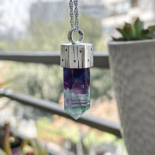 Cargar imagen en el visor de la galería, Punta Maca Fluorita