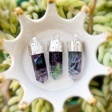 Cargar imagen en el visor de la galería, Punta Maca Fluorita