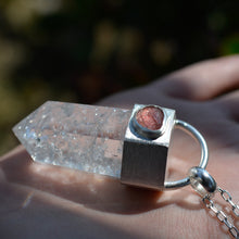 Cargar imagen en el visor de la galería, Punta cuarzo hielo y cuarzo strawberry
