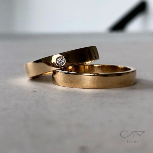 Argollas de matrimonio rectas o plana con diamante