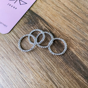 Anillo pelotitas