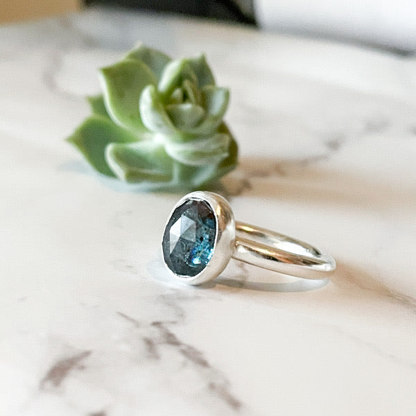 Anillo Cianita musgo
