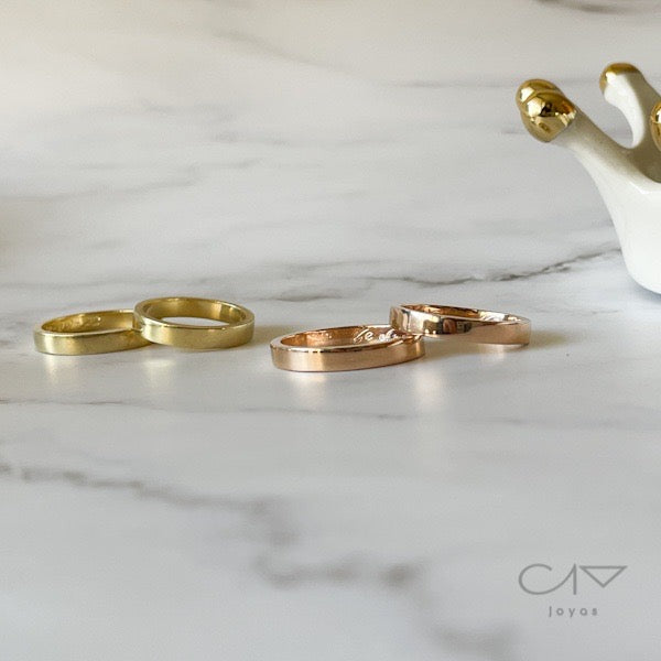 Argollas de matrimonio rectas o planas